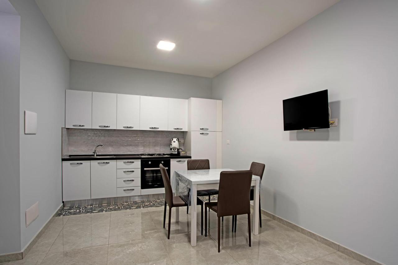 Giovi'S Apartments 카스텔라마레디스타비아 외부 사진