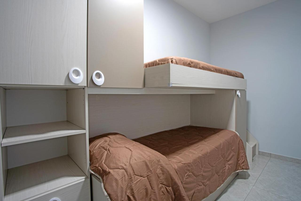 Giovi'S Apartments 카스텔라마레디스타비아 외부 사진