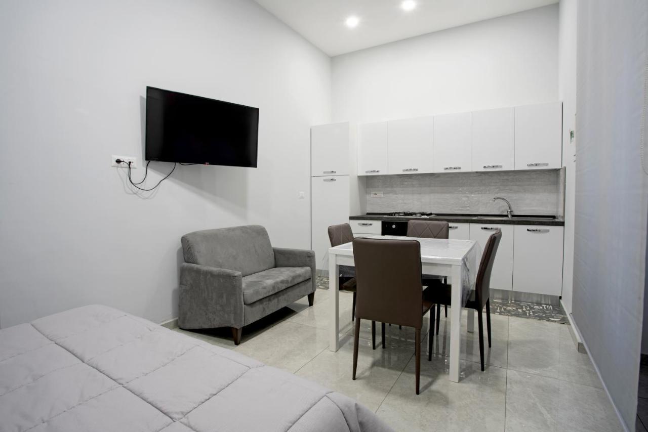 Giovi'S Apartments 카스텔라마레디스타비아 외부 사진