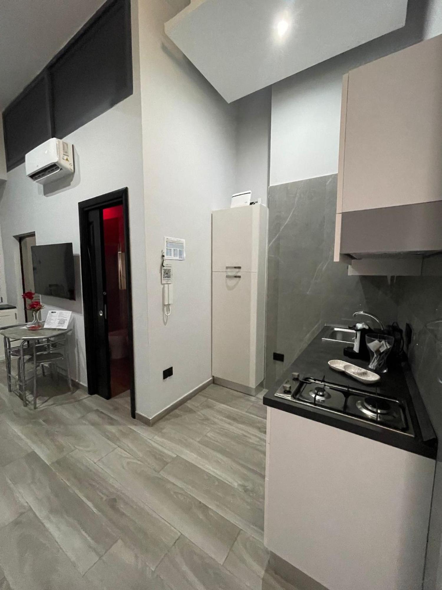 Giovi'S Apartments 카스텔라마레디스타비아 외부 사진